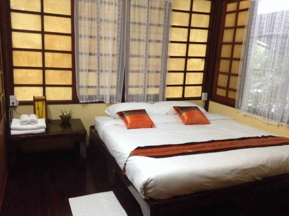 Golden Teak Homestay Mae Rim Eksteriør billede