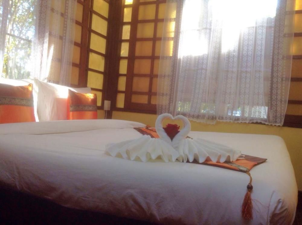 Golden Teak Homestay Mae Rim Eksteriør billede